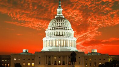 Senatorin Elizabeth Warren sagt, dass Crypto das Finanzsystem den „gesichtslosen Supercodern“ ausliefert