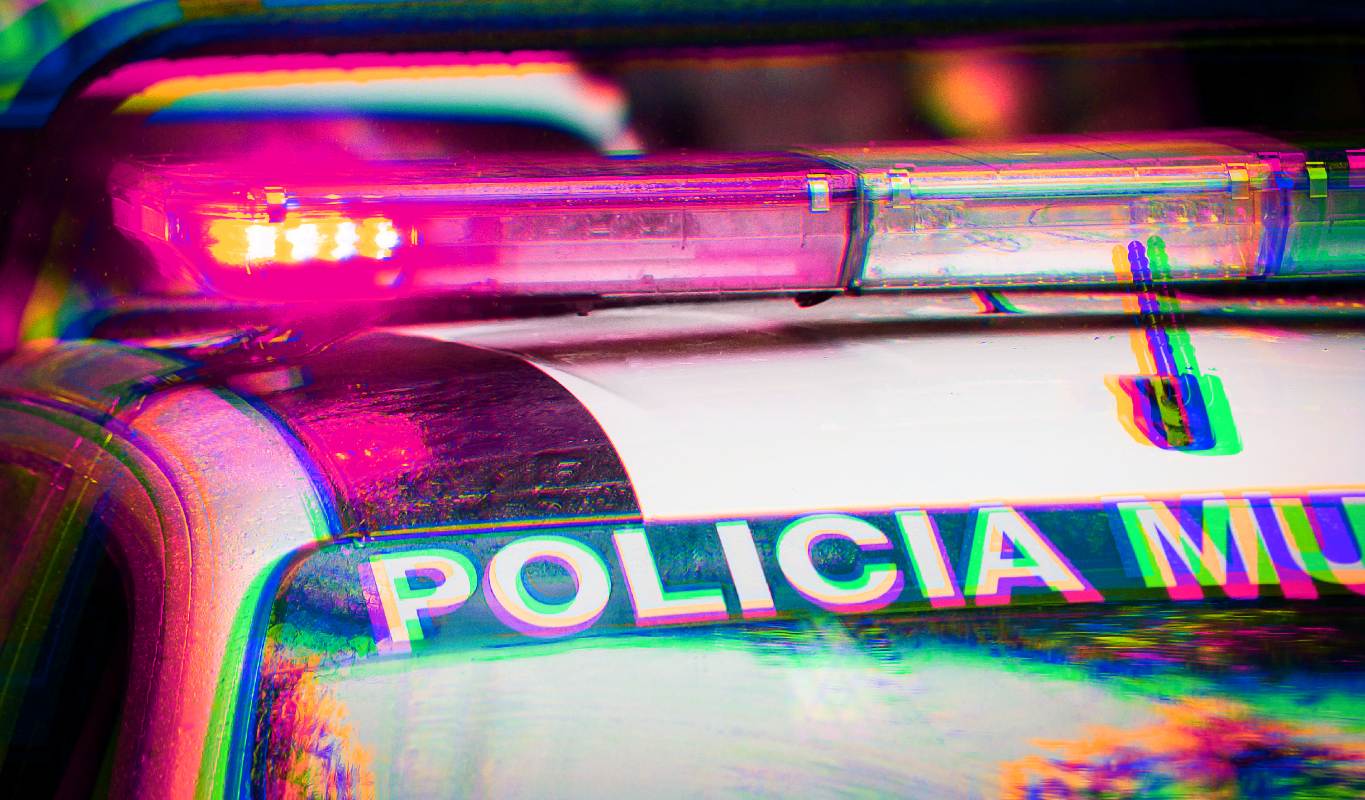 SpanischePolizeidurchsuchteinVorstadthaus,indemangeblichillegaleKrypto Operationendurchgeführtwerden,undbeschlagnahmtüberBergleute