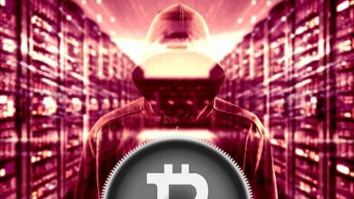 Mannverliertüber.US DollaranBTCdurchmutmaßlichenBitcoin Handelsbetrug,deraufYouTubebeworbenwird
