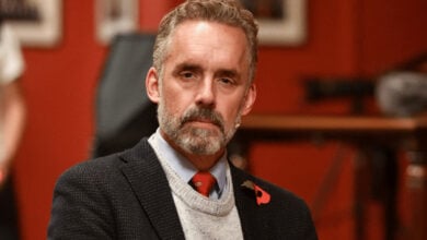 Jordan Peterson kaufte mehr Bitcoin als Absicherung gegen die Inflation