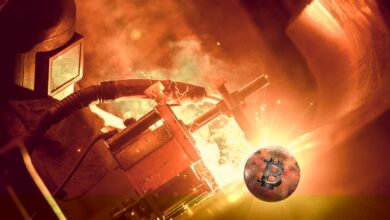 Epic Crash trifft Krypto-Märkte, während Bitcoin innerhalb von Minuten auf $43.500 sinkt