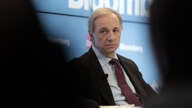 Dalio von Bridgewater stimmt 1% -2% der Portfolioinvestitionen in Bitcoin zu
