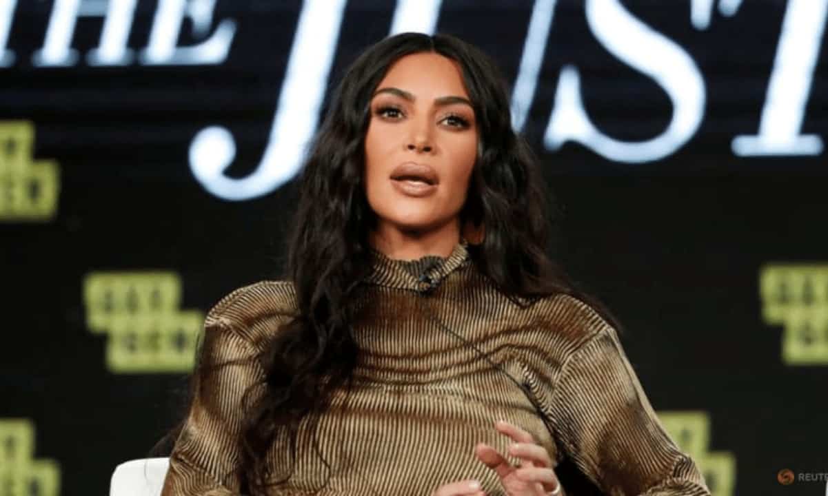Kim Kardashian und Floyd Mayweather wegen Förderung des EthereumMax-Tokens verklagt