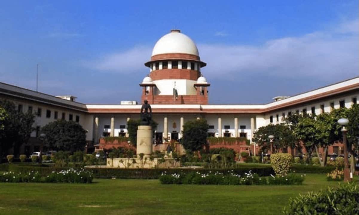 Der Oberste Gerichtshof von Indien fordert die Regierung auf, zu klären, ob Kryptowährungen legal sind oder nicht. SC bittet das Zentrum, die Legalität von Kryptowährungen zu klären