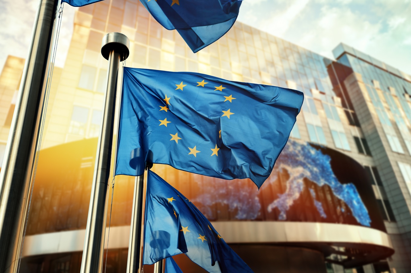 Eine digitale Euro-Rechnung kommt Anfang nächsten Jahres, sagt der EU-Finanzchef