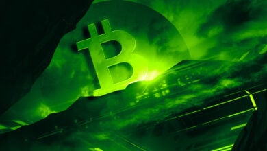 Analyst vergleicht die Preisbewegung von Bitcoin mit der Nasdaq in den frühen 2000er Jahren und sagt, dass eine BTC-Korrektur unter 30.000 $ in Sicht ist