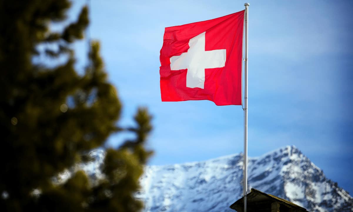 Schweiz plant, russische Kryptowährungsvermögenswerte einzufrieren (Bericht)