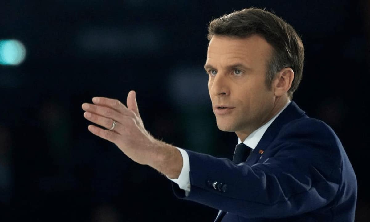 Der französische Präsident Macron unterstützt Blockchain-Innovationen, schwört aber auf Regulierung