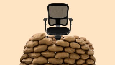 Wie Sie Ihren Job behalten oder einen besseren finden, wenn es eine Rezession gibt