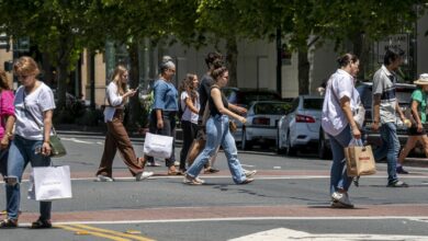 Menschen haben Geld, fühlen sich aber niedergeschlagen – was bedeutet das für die Wirtschaft?