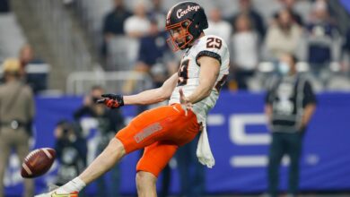 Der Aufstieg des 32-jährigen College-Footballspielers – Ja, College