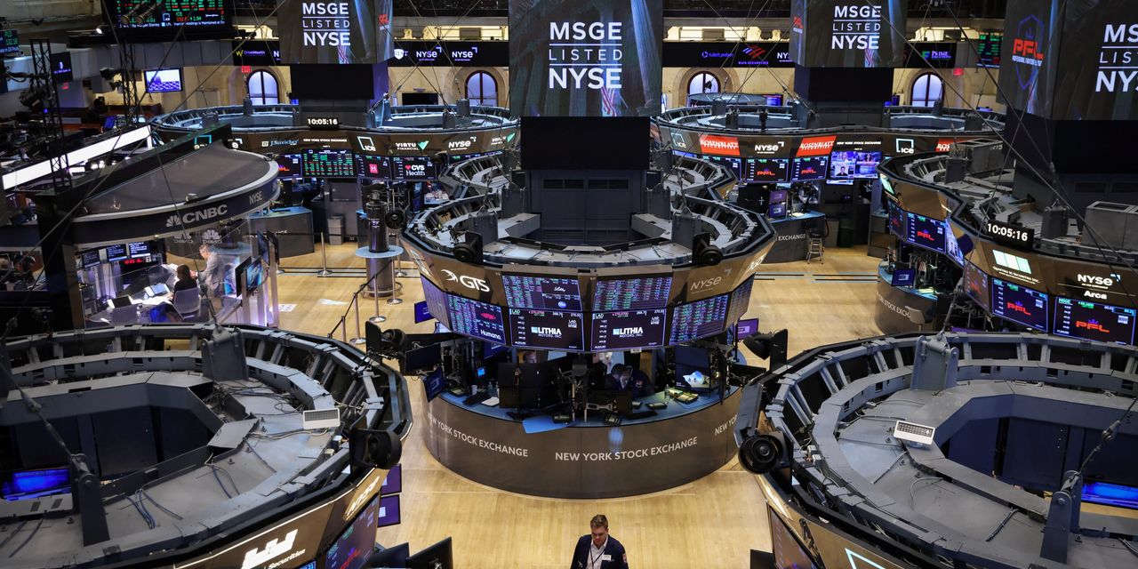 Aktien-, Anleihen- und Krypto-Investoren bleiben nach einem brutalen Jahr für die Märkte auf der Hut