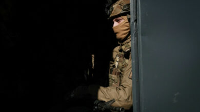 Ukrainer beten, bereiten sich auf Streiks am Jahrestag der Invasion vor