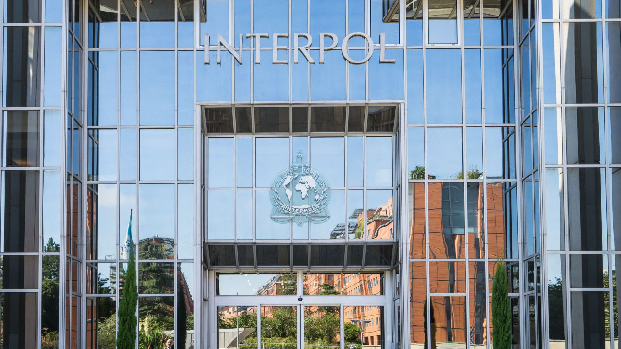 Interpol-Metaverse-Überwachung