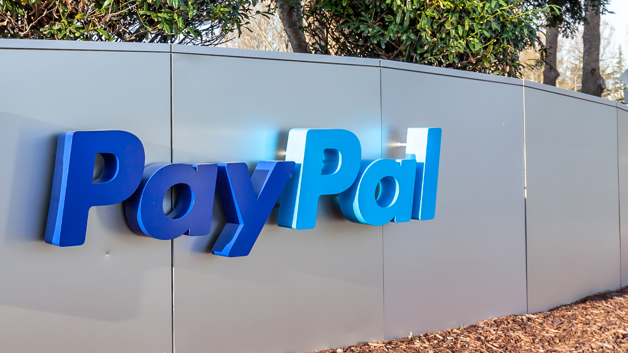 Bericht: Paypal stellt Stablecoin-Pläne auf Eis, da US-Aufsichtsbehörden gegen die Kryptoindustrie vorgehen