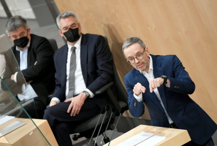 Österreichs Rechtsextreme sehen Comeback unter neuem Anführer