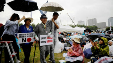 Tokio und Seoul reparieren ausgefranste Krawatten