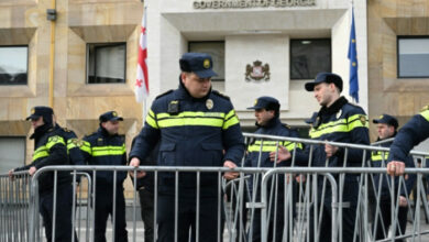 Auseinandersetzungen in Georgien wegen umstrittener Gesetze zu „ausländischen Agenten“.