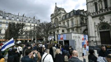 „Wie ein Tier“: Nachbau von Nawalnys Zelle in Paris