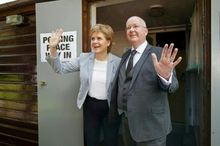 Ehemann von Schottlands erster Minister tritt zurück