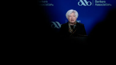 Yellen sagt, dass sich die Banken stabilisieren, die USA könnten bei Bedarf stärker eingreifen