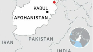 Ein starkes Beben hat Menschen dazu gebracht, aus ihren Häusern in Afghanistan, Pakistan, zu fliehen