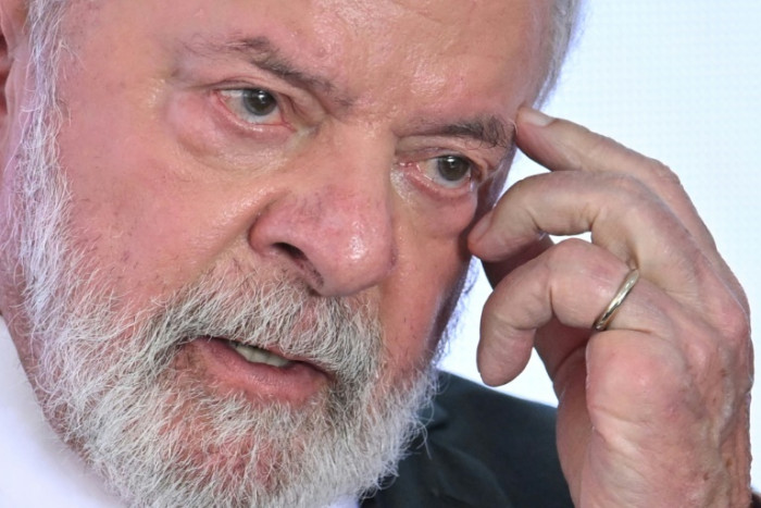 Auf der Suche nach einem Neustart macht sich der Brasilianer Lula auf den Weg nach China