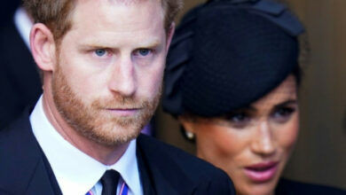 Der britische Prinz Harry zeigt sich überraschend im Fall des Datenschutzes im Vereinigten Königreich
