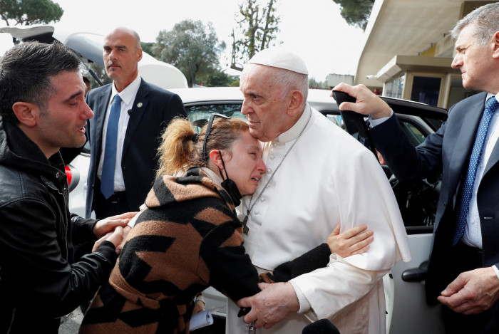 Papst Franziskus: „Ich lebe noch“