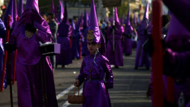 Spaniens beginnt jahrhundertealte Osterprozessionen