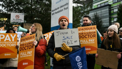 Ärzte in England beginnen einen historischen viertägigen Streik