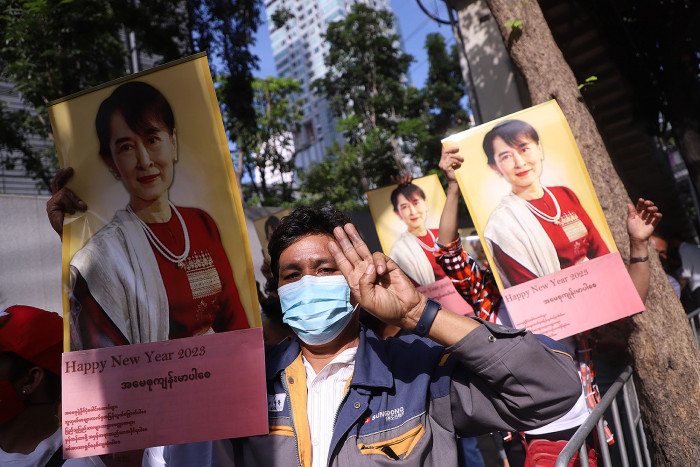 Junta-Streik in Sagaing tötet mindestens 100 Menschen