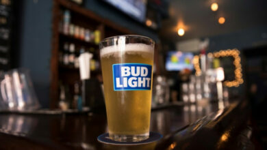 US-Konservative boykottieren Bud Light nach Transgender-Partnerschaft