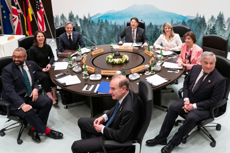 Die G7-Außenminister versprachen, hart gegen diejenigen vorzugehen, die Russland beim Erwerb von Waffen helfen Die G7-Außenminister versprachen, hart gegen diejenigen vorzugehen, die Russland beim Erwerb von Waffen helfen