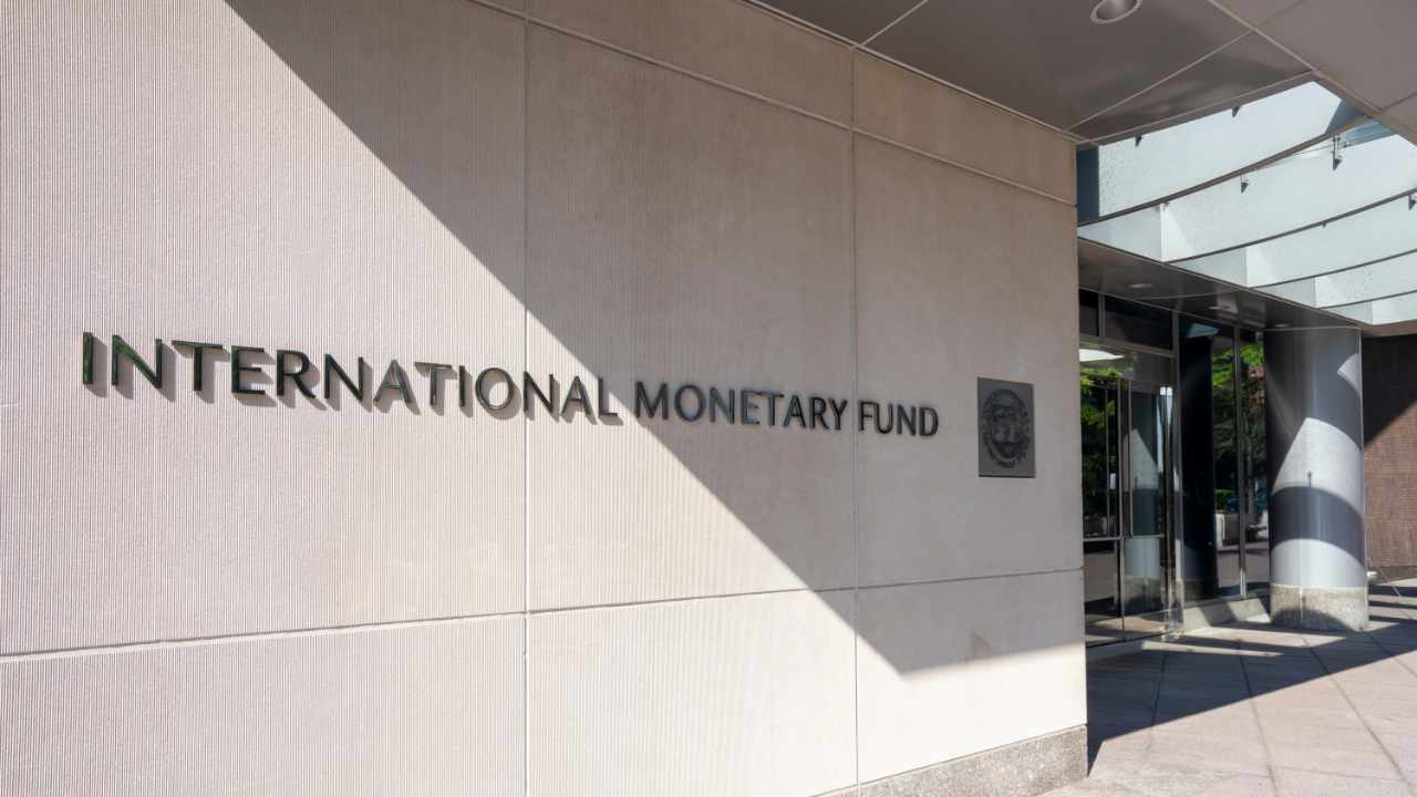 IWF-Ökonom warnt vor Nebenwirkungen einer scharfen geldpolitischen Straffung – sagt, dass finanzielle Risiken zugenommen haben