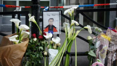 „Unser Held“: Ehrungen für den bei der Schießerei in Belgrad getöteten Wachmann