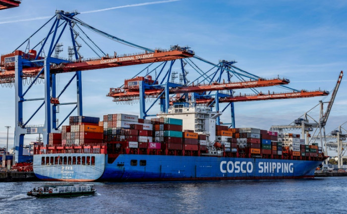 Deutschland kündigt Fortsetzung der umstrittenen chinesischen Beteiligung am Hamburger Hafen an