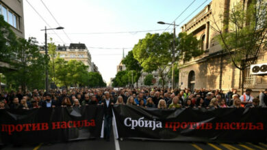 „Ich will, dass es verboten wird“: Reality-TV in Serbien nach Schießereien ins Visier genommen