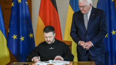 Selenskyj trifft in Deutschland ein, während die Ukraine eine Gegenoffensive vorbereitet