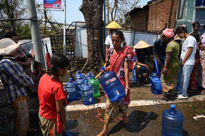 Die Zyklonhilfe in Myanmar stößt auf Hürden