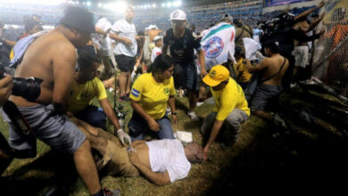 9 Tote bei Massenansturm im Stadion von El Salvador bei Fußballspiel: Polizei