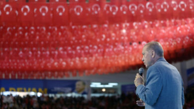 Erdogan huldigt dem islamischen Idol am Vorabend der Abstimmung
