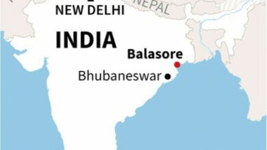 Mindestens 28 Tote und 300 Verletzte bei Eisenbahnunglück in Indien: Beamte