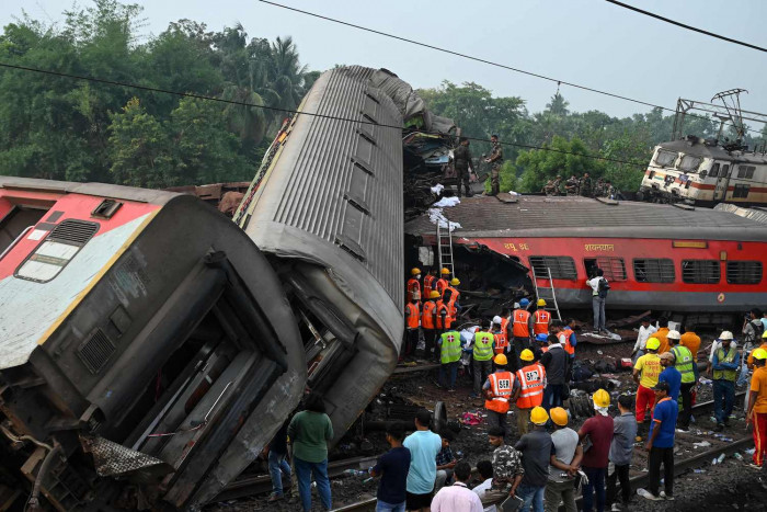 Die Zahl der Todesopfer bei einem Zugunglück in Indien steigt auf 288