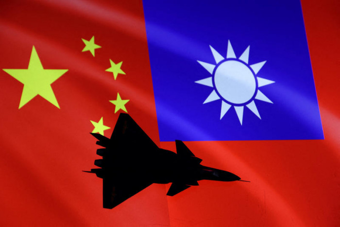 Taiwan schickt Kampfflugzeuge, während chinesische Kampfflugzeuge die Mittellinie der Meerenge überqueren
