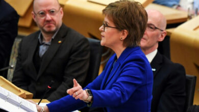 Die ehemalige schottische Staatschefin Nicola Sturgeon wurde im Rahmen einer Finanzermittlung festgenommen