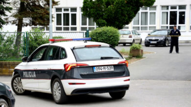 Lehrer bei Schießerei in bosnischer Schule verletzt, Kind festgenommen