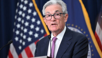 Die Fed pausiert die Zinserhöhungen, signalisiert jedoch eine weitere Straffung