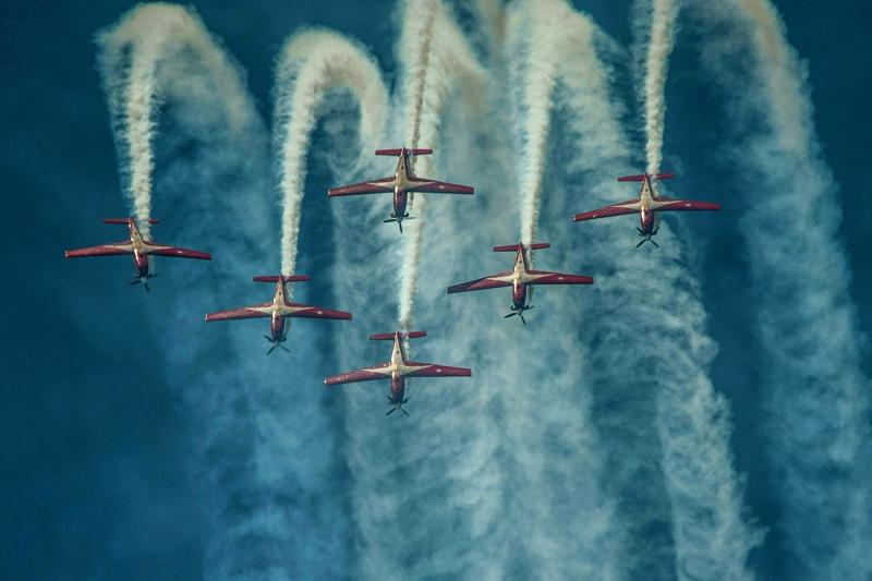 Manöver des Jupiter-Kunstflugteams (JAT) der indonesischen Luftwaffe während eines Auftritts in Pekanbaru, Provinz Riau, am 28. Mai 2023. (AFP-Foto) Manöver des Jupiter-Kunstflugteams (JAT) der indonesischen Luftwaffe während eines Auftritts in Pekanbaru, Provinz Riau, am 28. Mai 2023. (AFP-Foto)