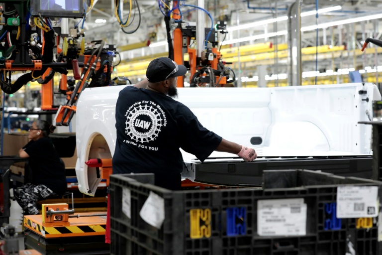 Die neuen Teigfabriken werden 5.000 Bauarbeitsplätze und 7.500 Betriebsstellen schaffen, sagen Beamte. (Foto: AFP) Die neuen Teigfabriken werden 5.000 Bauarbeitsplätze und 7.500 Betriebsstellen schaffen, sagen Beamte. (Foto: AFP)